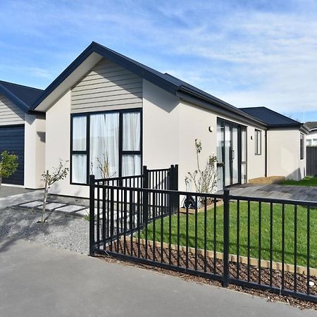 Thomas Townhouse - Christchurch Holiday Homes Exterior photo